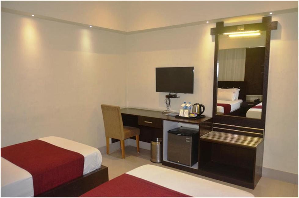 Hotel Pritika ดูร์กาปูร์ ภายนอก รูปภาพ