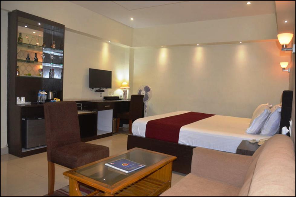 Hotel Pritika ดูร์กาปูร์ ภายนอก รูปภาพ